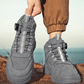 Kit Bota Tática Militar Terrain Masculina 100% Couro Legítimo + 3 BRINDES: Cinto, Relógio e Carteira