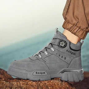 Kit Bota Tática Militar Terrain Masculina 100% Couro Legítimo + 3 BRINDES: Cinto, Relógio e Carteira